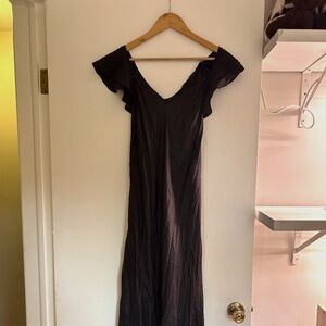 Fara MALA DRESS : Black SM Backless Dress